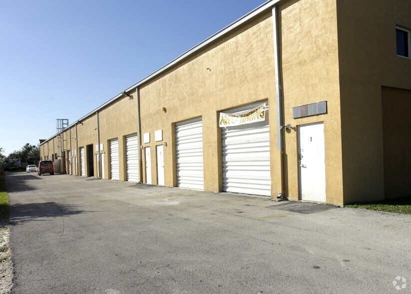 More Photos Of 13605 SW 149th Ave, Miami Warehouse For Sale