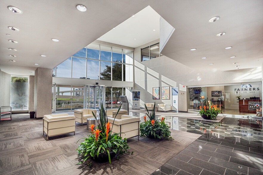 More Photos Of 8111 Lyndon B Johnson Fwy, Dallas Office For Lease