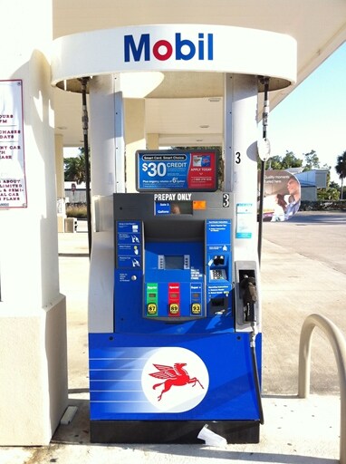 More Photos Of 9995 Tamiami Trl E, Naples Service Station For Lease