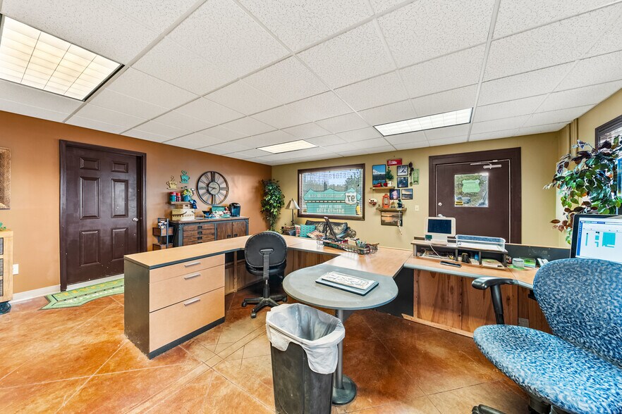 More Photos Of 4851 Highway 97 N, Klamath Falls Self Storage For Sale