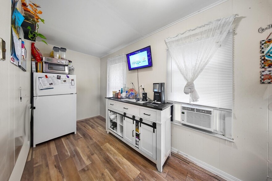 More Photos Of , Bridgeport Multifamily For Sale