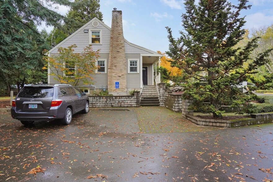 More Photos Of 1230 Fairview Ave SE, Salem Office For Sale