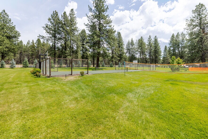 Primary Photo Of 137930 Whitechrist Dr, Gilchrist Land For Sale