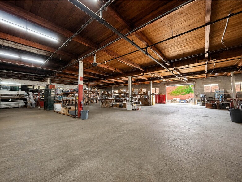 More Photos Of 616 New York Ave, Des Moines Industrial For Sale