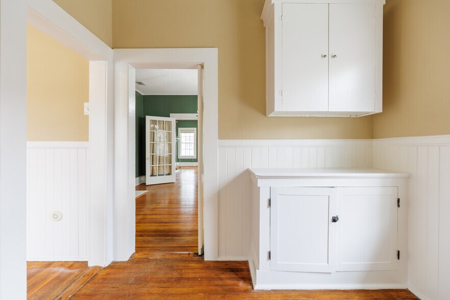 More Photos Of 106 E North St, Valdosta Office For Lease