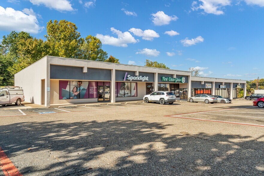 More Photos Of 313-323 N Spur 63, Longview Storefront Retail Office For Sale