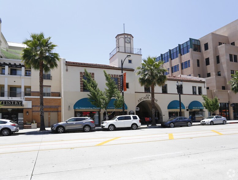 Primary Photo Of 696-700 E Colorado Blvd, Pasadena General Retail For Lease