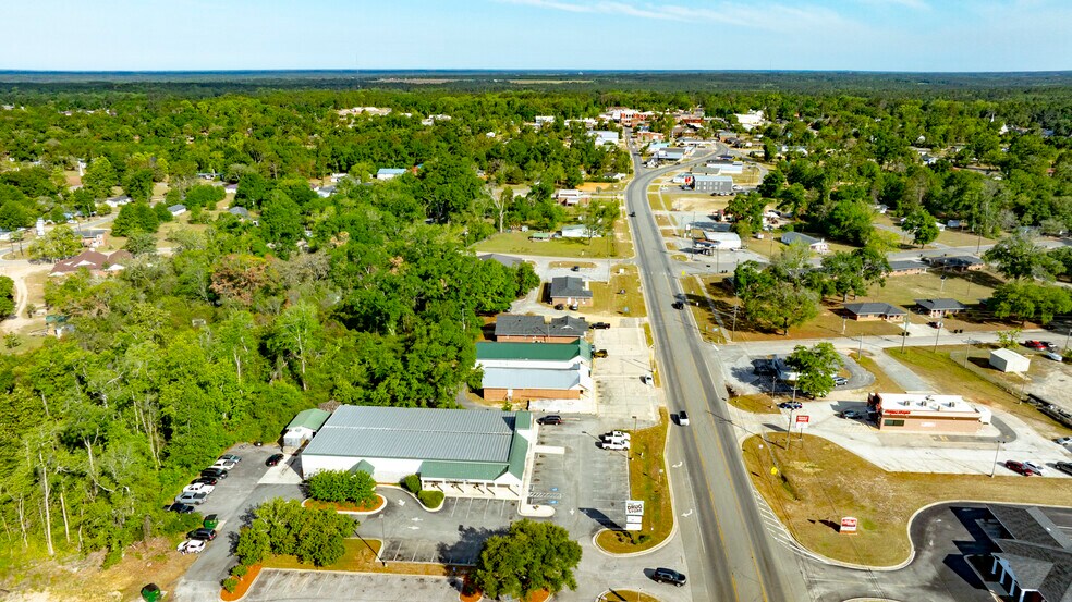 More Photos Of 208 S Main St, Reidsville Freestanding For Sale