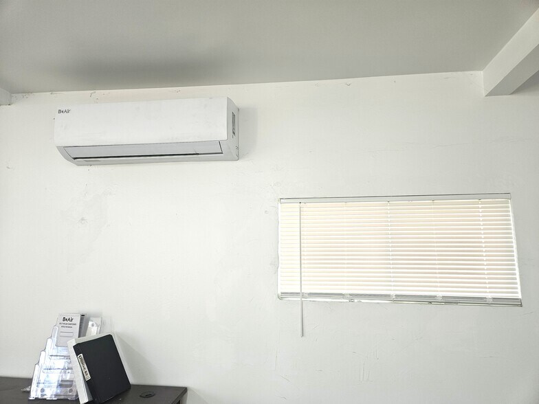 More Photos Of 10135 S Barrackman Rd, Mohave Valley Light Distribution For Lease