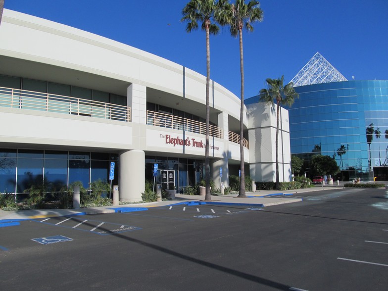 Primary Photo Of 7630 Carroll Rd, San Diego Showroom For Lease