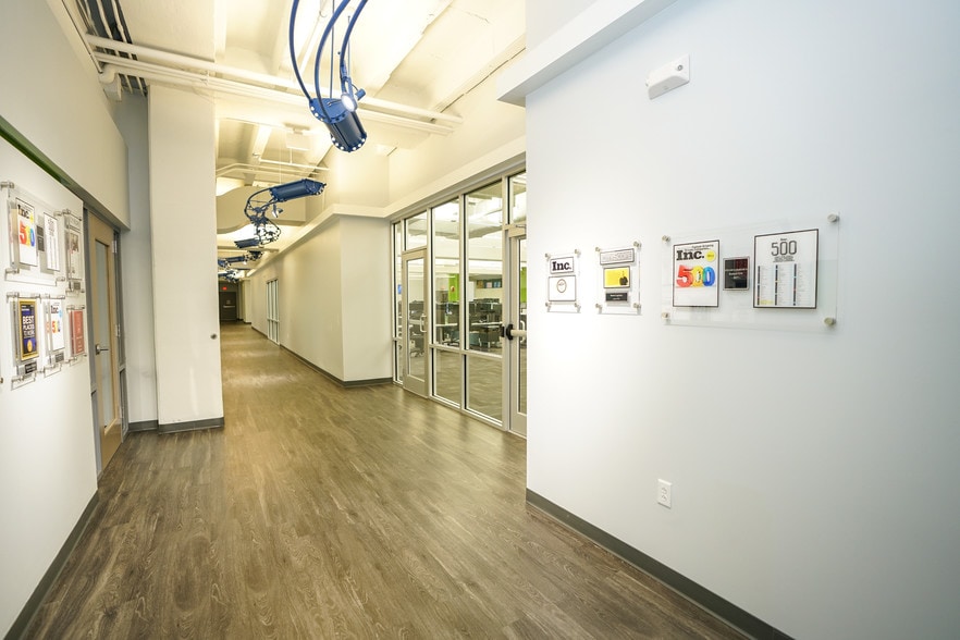 More Photos Of 325 Market St, Chattanooga Medical For Lease