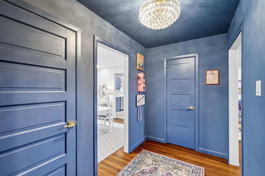 More Photos Of 3613 Washburn Ave, Fort Worth Loft Creative Space For Sale