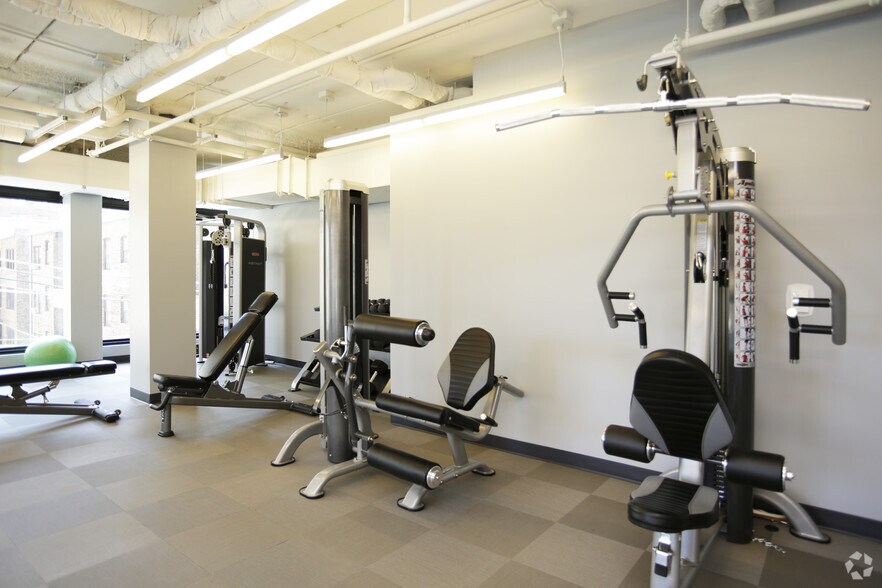 More Photos Of 847 Chicago Ave, Evanston Apartments For Lease