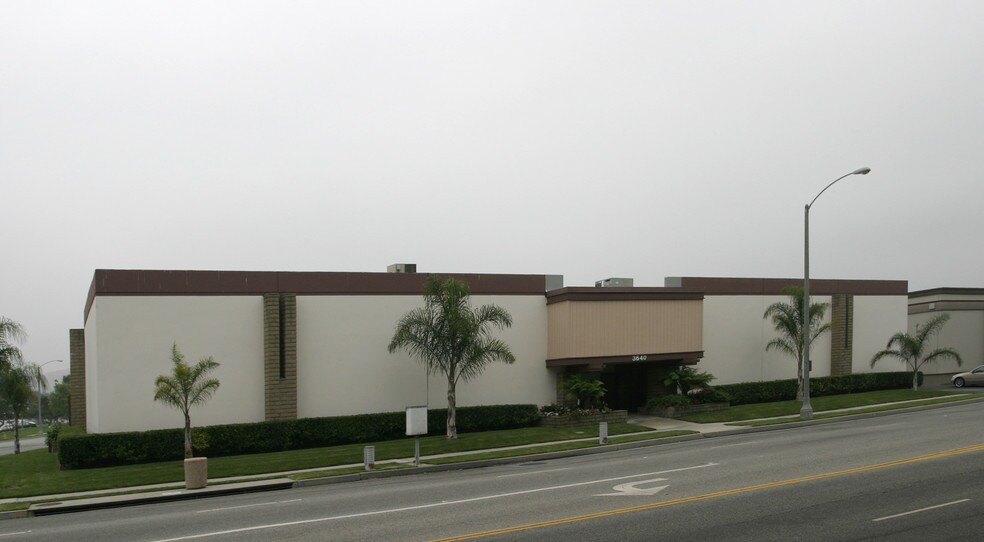 More Photos Of 3630-3640 Skypark Dr, Torrance Warehouse For Lease