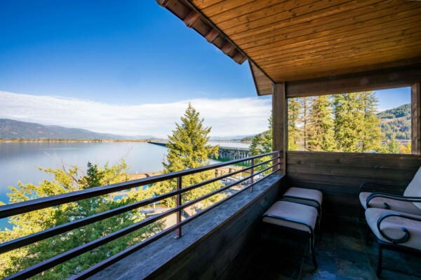 More Photos Of 51 Lakeshore Dr, Sagle Hotel For Sale