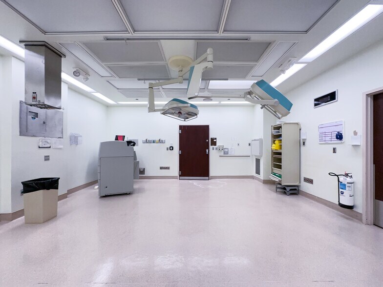 More Photos Of , Merritt Island Office For Sale