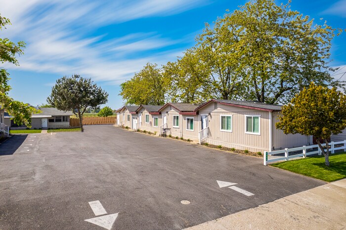 More Photos Of 6345 Bethel Island Rd, Bethel Island Apartments For Sale