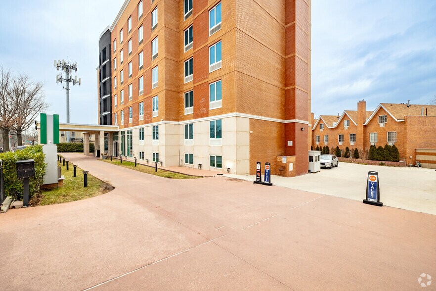 More Photos Of 183-15 Horace Harding Expy, Fresh Meadows Hotel For Sale