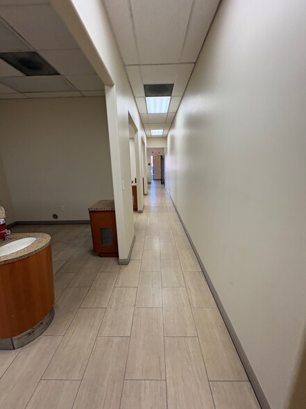 More Photos Of 1134 N State College Blvd, Anaheim Unknown For Lease