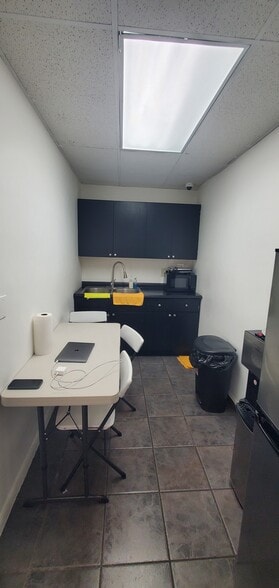 More Photos Of 2100 NW 93rd Ave, Miami Warehouse For Sale