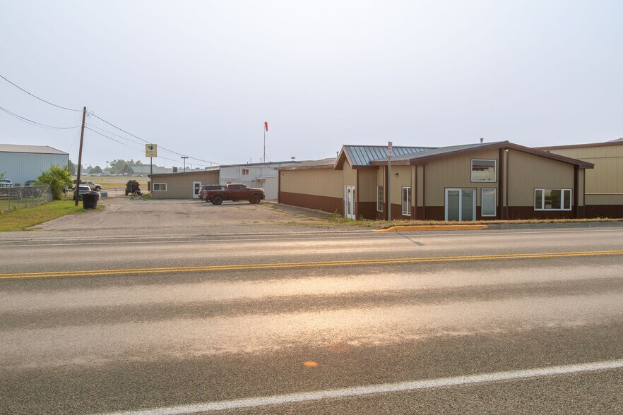 More Photos Of 1893 Airport Rd, Kalispell Warehouse For Sale