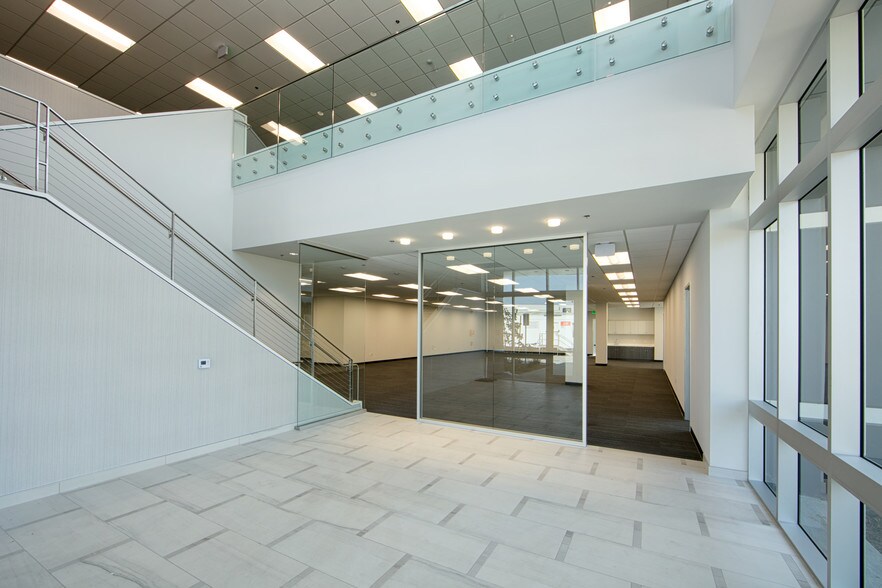 More Photos Of 4350 Conant St, Long Beach Warehouse For Lease