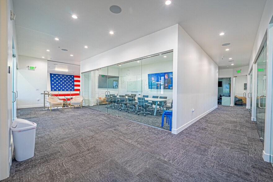 More Photos Of 32 S 1800 W, Lindon Warehouse For Lease