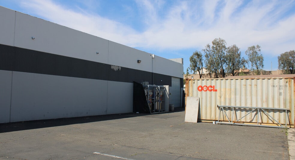 More Photos Of 12361 Doherty St, Riverside Warehouse For Sale