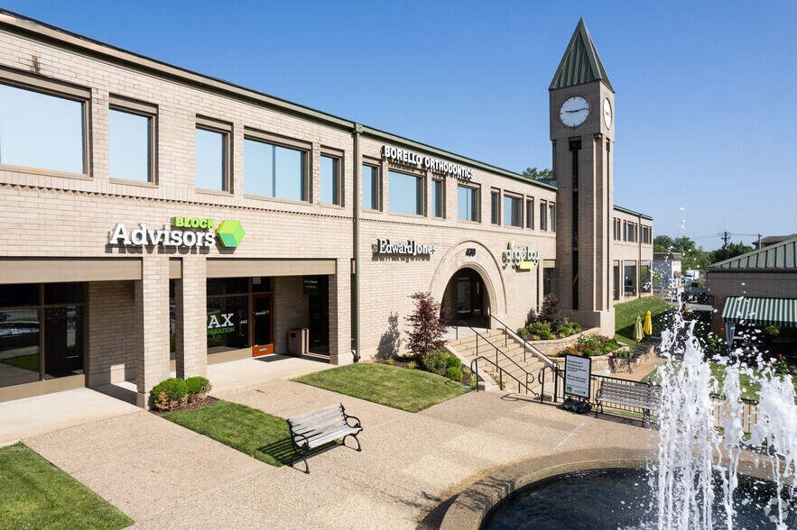 More Photos Of 421-491 S Kirkwood Rd, Kirkwood Unknown For Lease