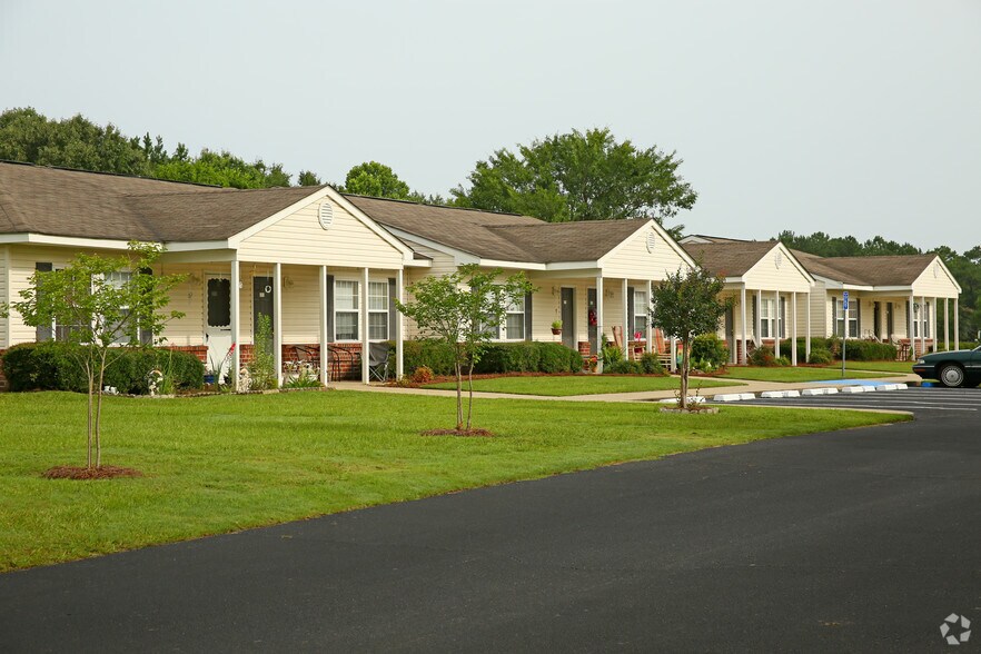 More Photos Of 1601 Radium Springs Rd, Albany Apartments For Sale