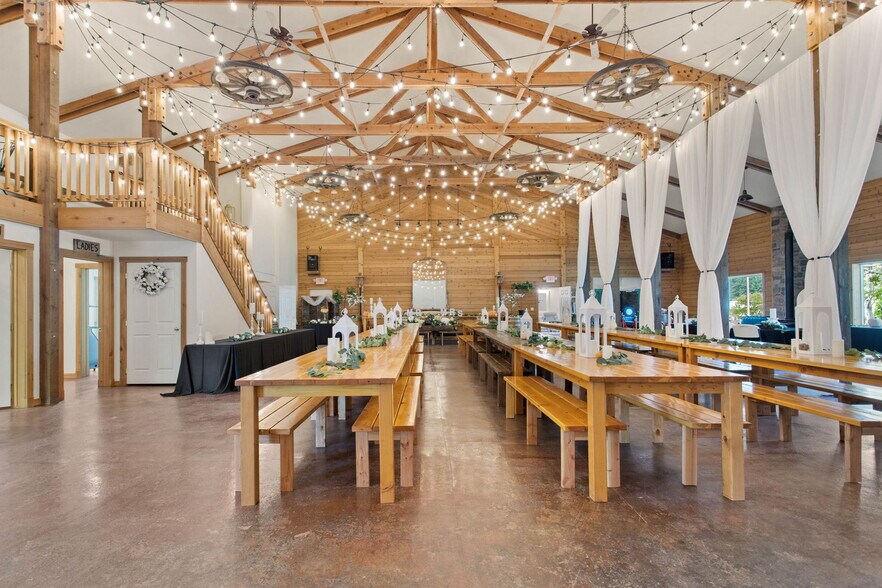 More Photos Of 1521 Willms Rd, Elk Lodge Meeting Hall For Sale