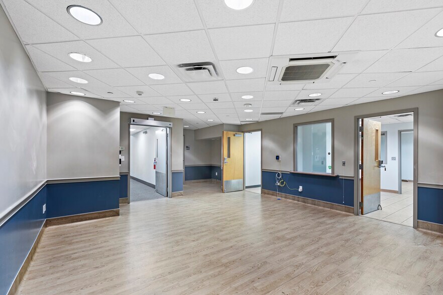 More Photos Of 1123 N Main Ave, San Antonio Medical For Sale