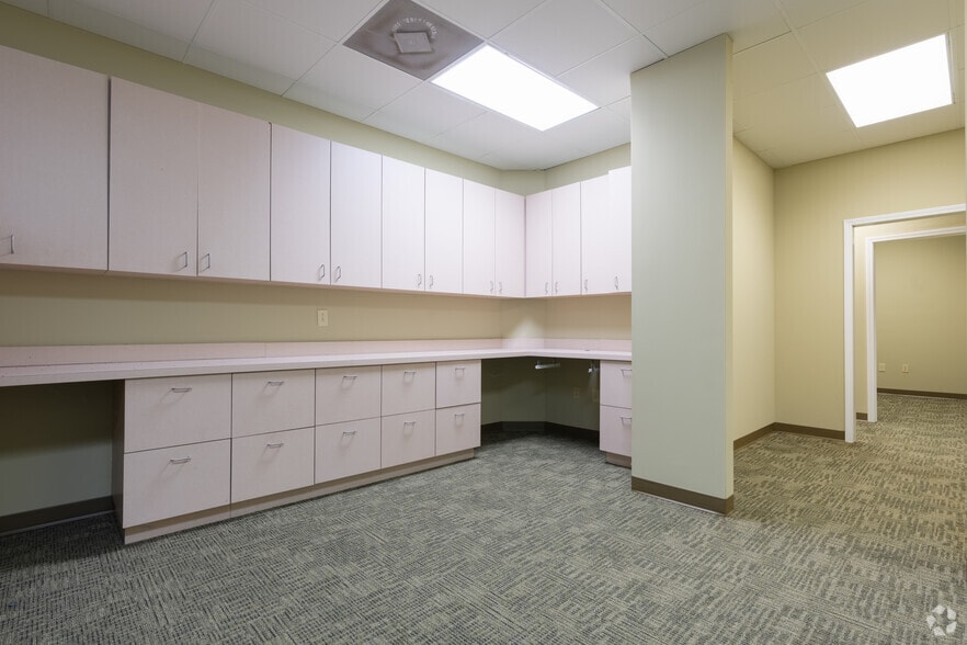 More Photos Of 1275 Highway 54 W, Fayetteville Medical For Lease