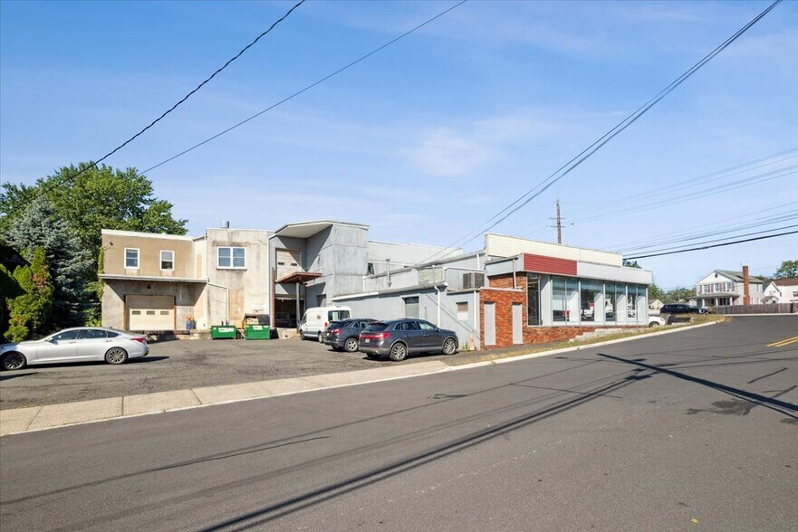 More Photos Of 401 State Route 202, Raritan Freestanding For Lease