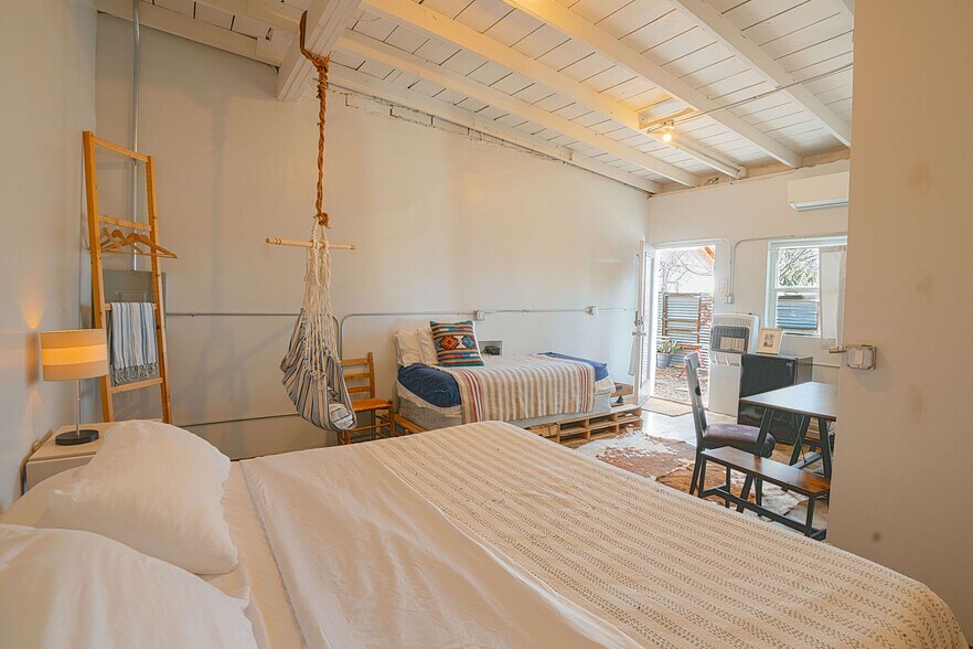 More Photos Of 200 E San Antonio St, Marfa Storefront Retail Residential For Sale