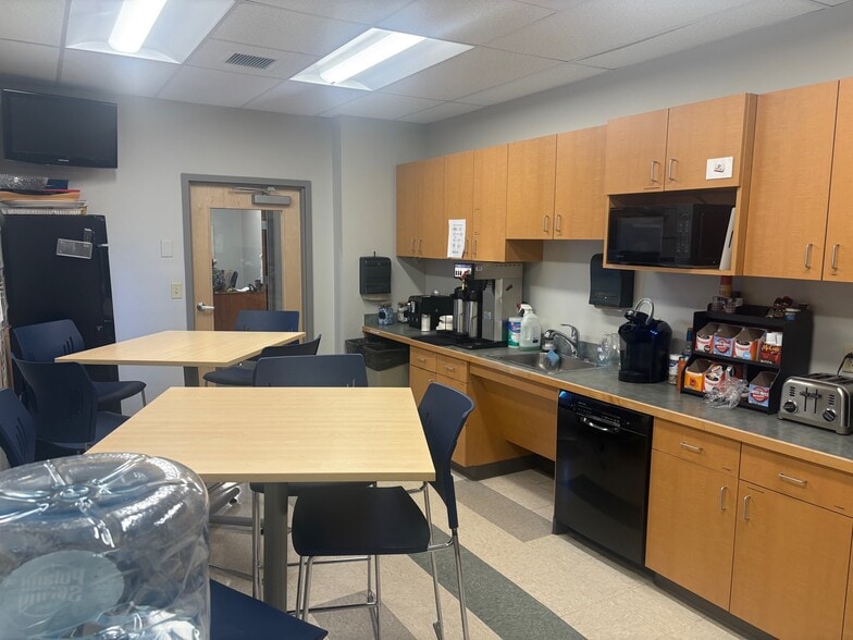 More Photos Of 301 Promenade St, Providence Office For Lease