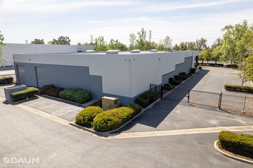 More Photos Of 12220 4th St, Rancho Cucamonga Warehouse For Lease