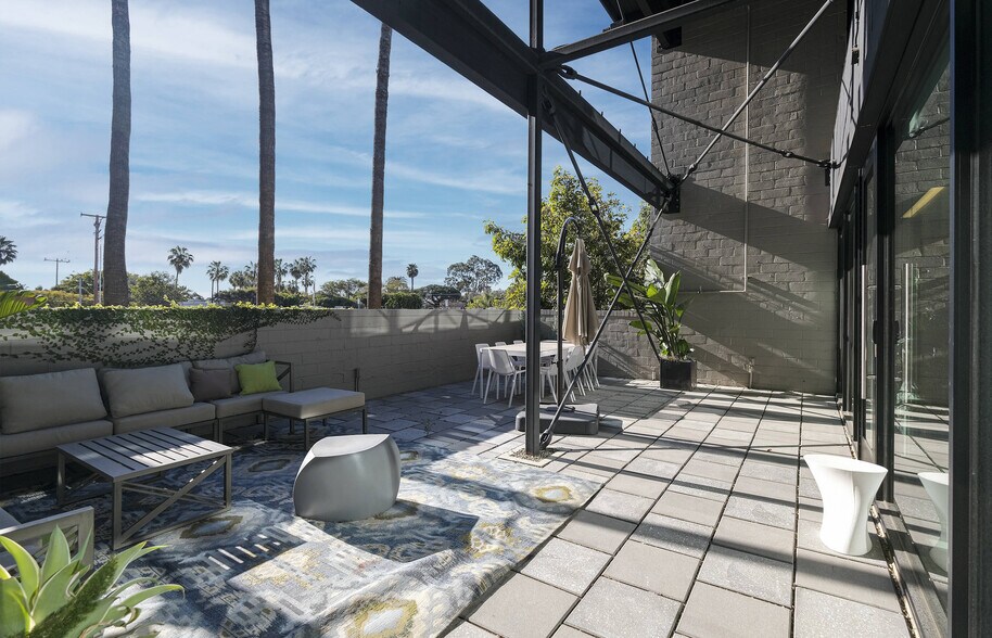 More Photos Of 420 E Carrillo St, Santa Barbara Office Residential For Lease