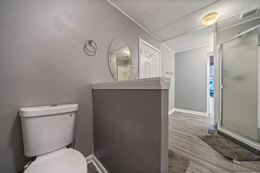 More Photos Of 614-616 Cherokee St, Leavenworth Apartments For Sale