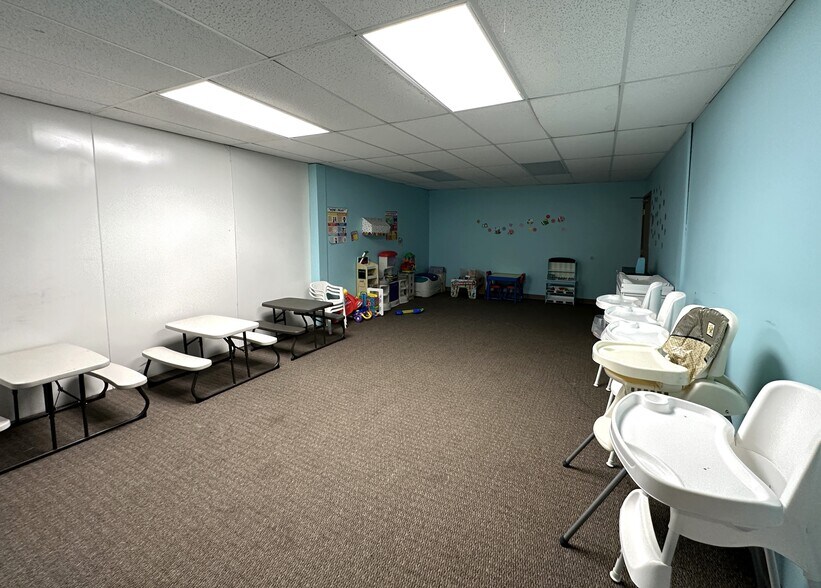 More Photos Of 3372 E Moffett Ln, Bloomington Religious Facility For Sale