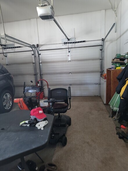 More Photos Of 205 A St, Fairbanks Hotel For Sale