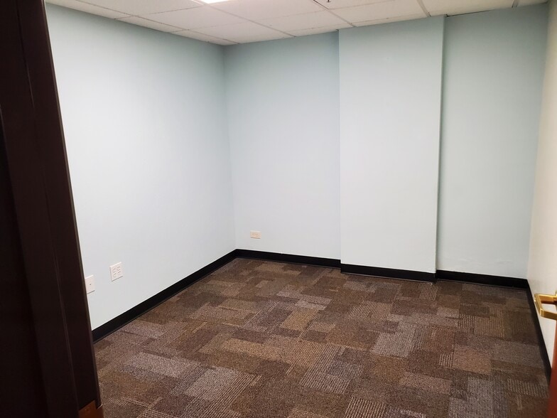 More Photos Of 520 Kansas City St, Rapid City Medical For Lease