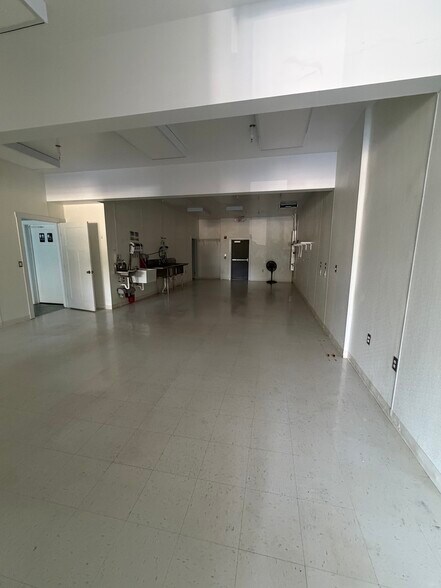 More Photos Of 1040 Gables Dr, Forest Apartments For Lease