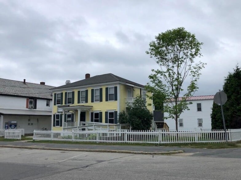 More Photos Of 31 Central Square, Troy Storefront Retail Residential For Lease