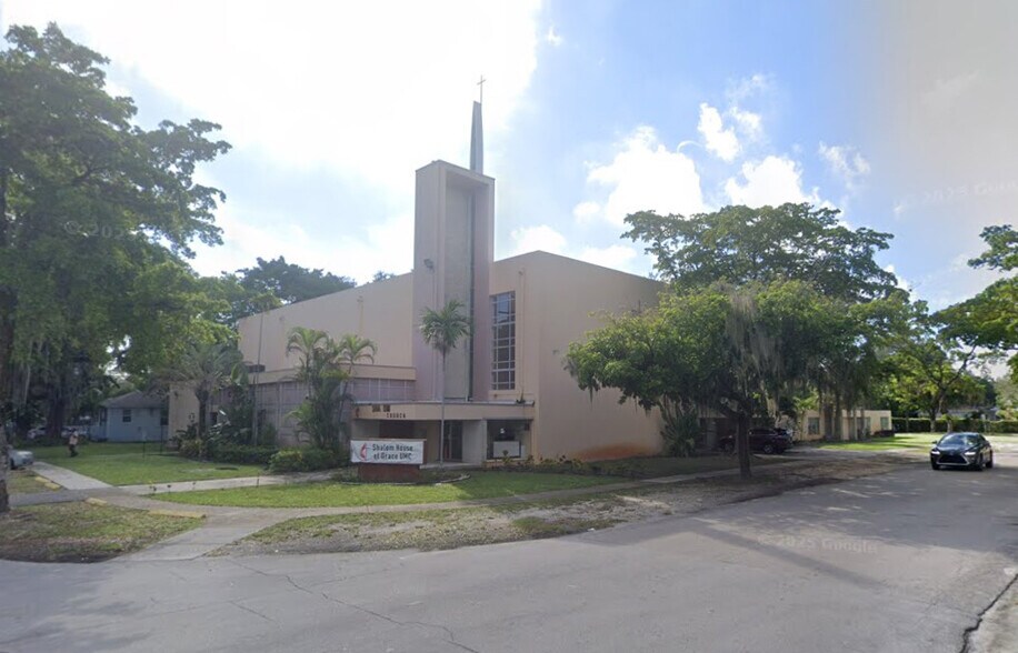 More Photos Of 910 132nd st, North Miami Religious Facility For Sale