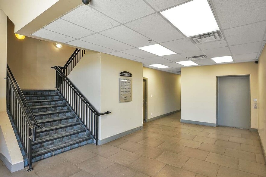 More Photos Of 15299 68 Ave, Surrey General Retail For Sale