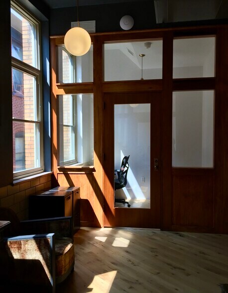 More Photos Of 1546 Fulton St, Pittsburgh Coworking Space