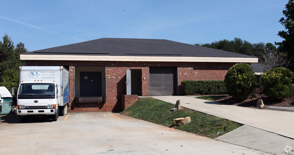 More Photos Of 4260 Piedmont Pky, Greensboro Light Distribution For Lease
