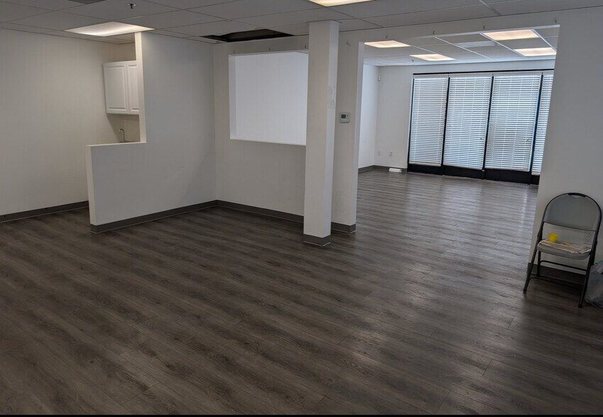 More Photos Of 8021 S Vermont Ave, Los Angeles Loft Creative Space For Lease