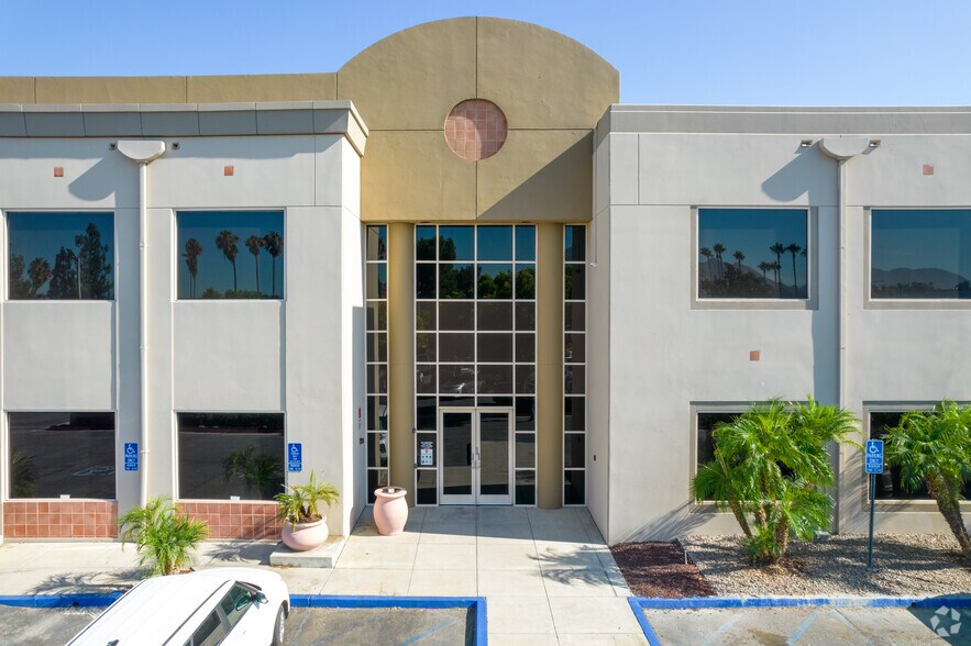 More Photos Of 1461 E Cooley Dr, Colton Medical For Lease